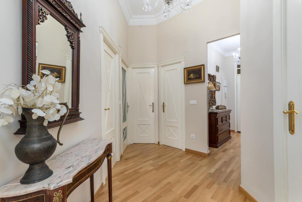 My Loft 4 You Gran Via Валенсия Екстериор снимка